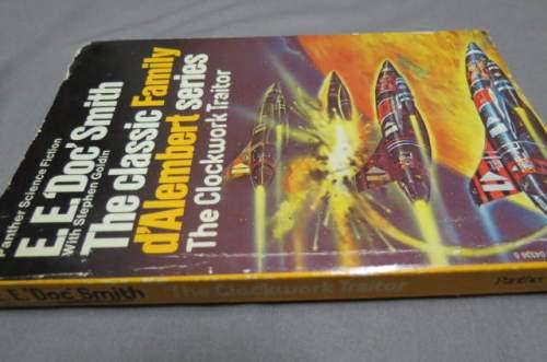 E.E. Doc` Smith. The Clockwork Traitor. The Family d`Alembert serie no 3.